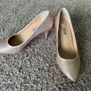 Elegant Women's Heels in Sparkling Beige